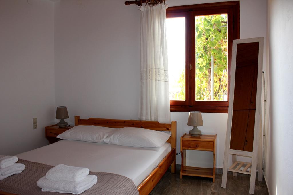 Stavrós Theros Beach Houseヴィラ エクステリア 写真
