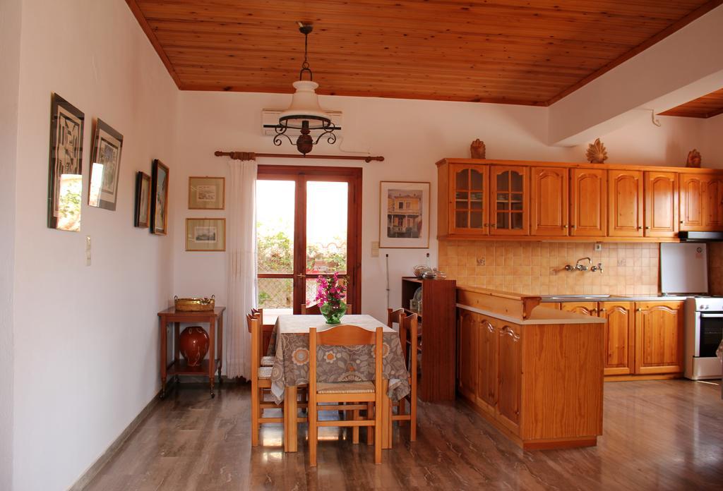 Stavrós Theros Beach Houseヴィラ エクステリア 写真